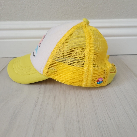 Adorable Trucker Hat!🌞 - Picture 3 of 5